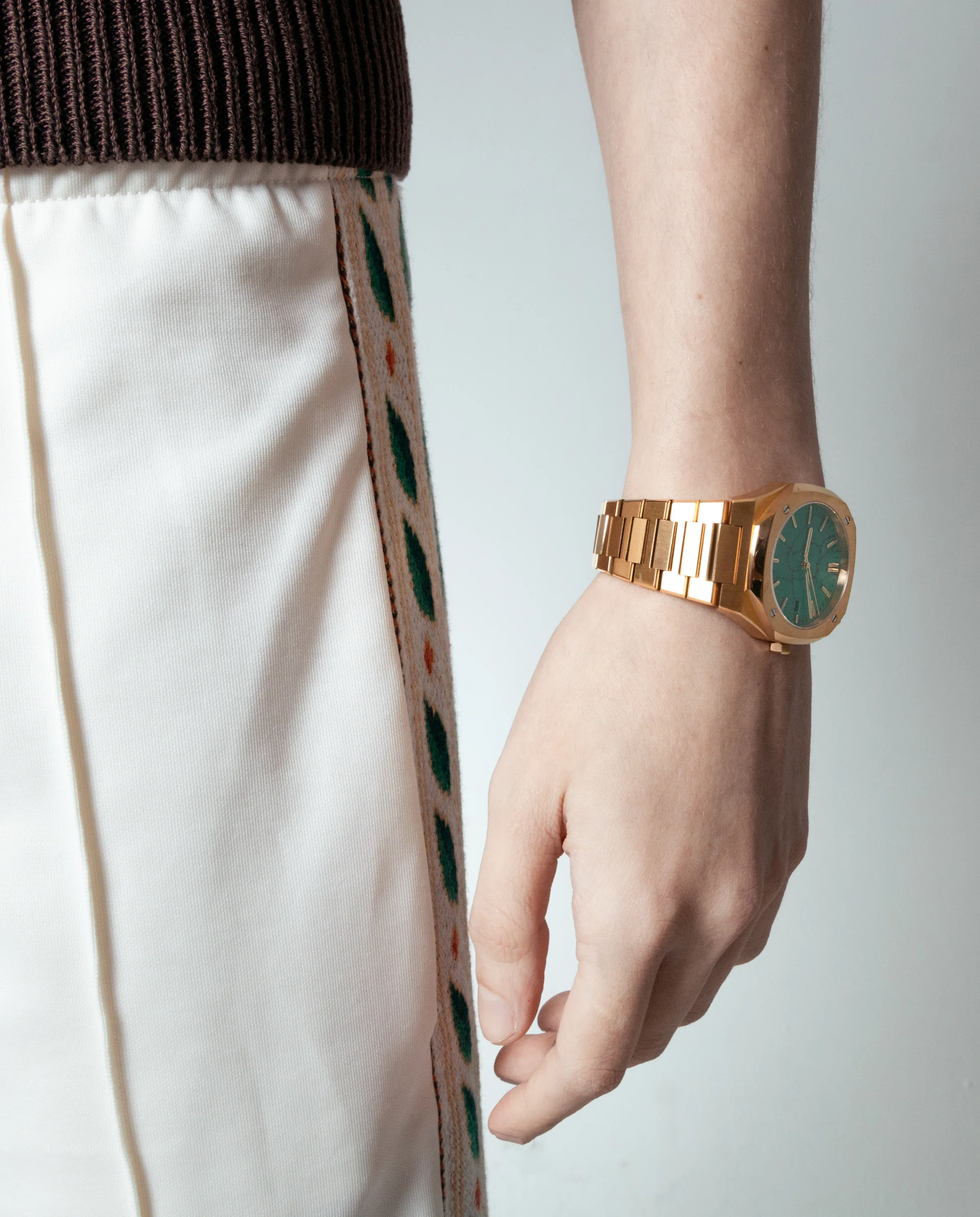 Date 003: Gold/Turquoise - Image 9